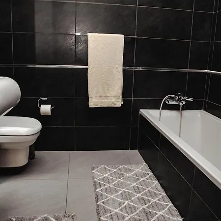 Apartamento Seafront Two Bedroom *