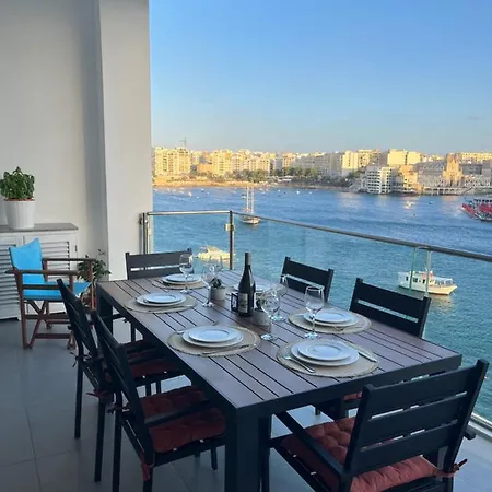 아파트 Seafront Two Bedroom *