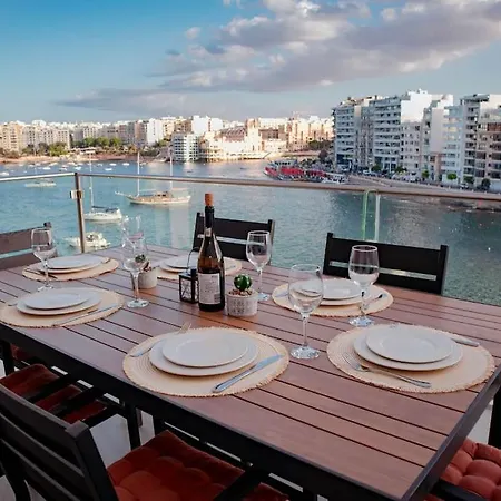 Seafront Two Bedroom Apartment *